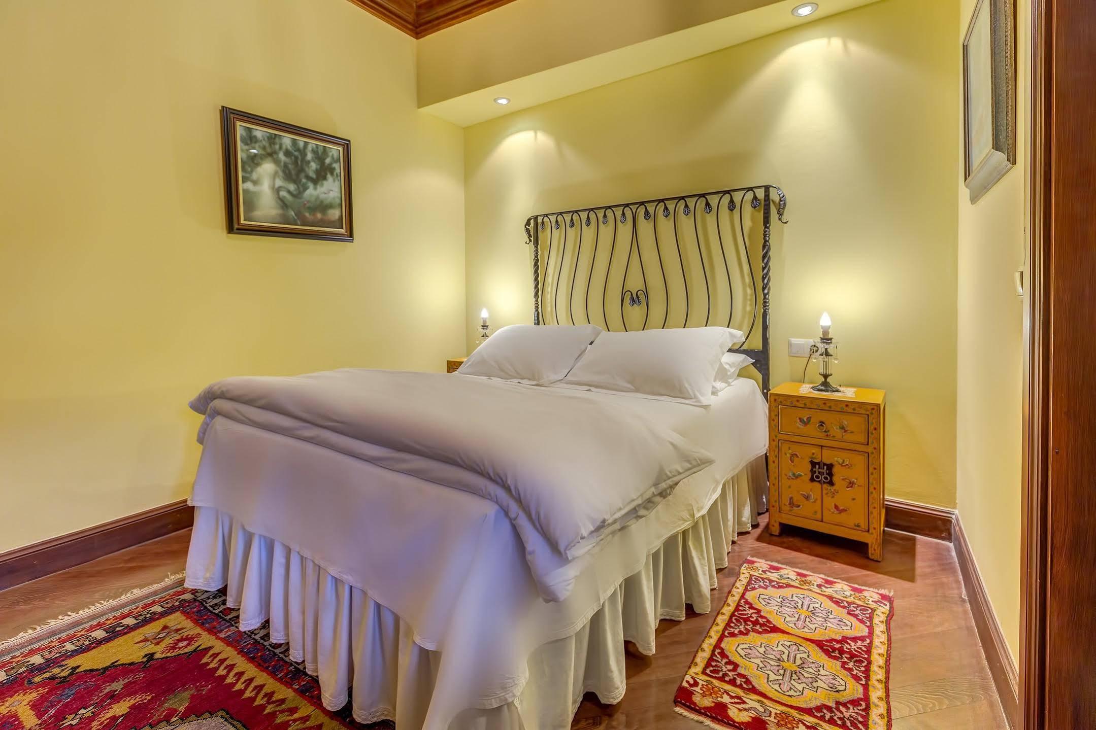 Delight Deluxe Kaucuk Hotel (Adults Only) อันตัลยา ภายนอก รูปภาพ